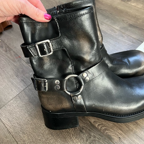 Steve Madden Distressed Brixton Moto Combat Boots NWOT - Picture 4 of 9